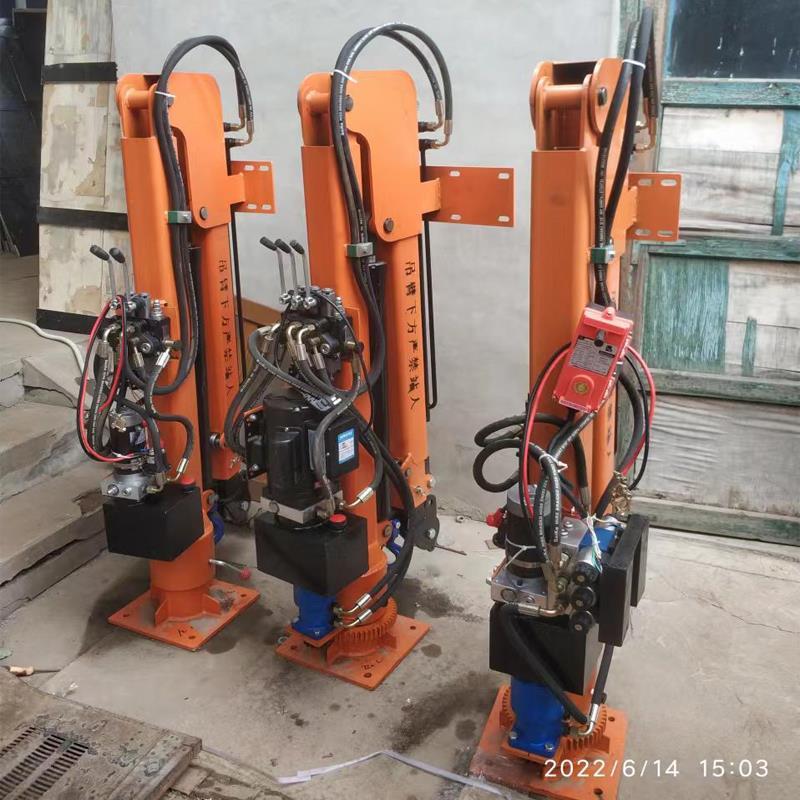 埔心乡重汽蓝牌随车吊 3.2吨 国六动力强 液压驱动 农用自卸起重机